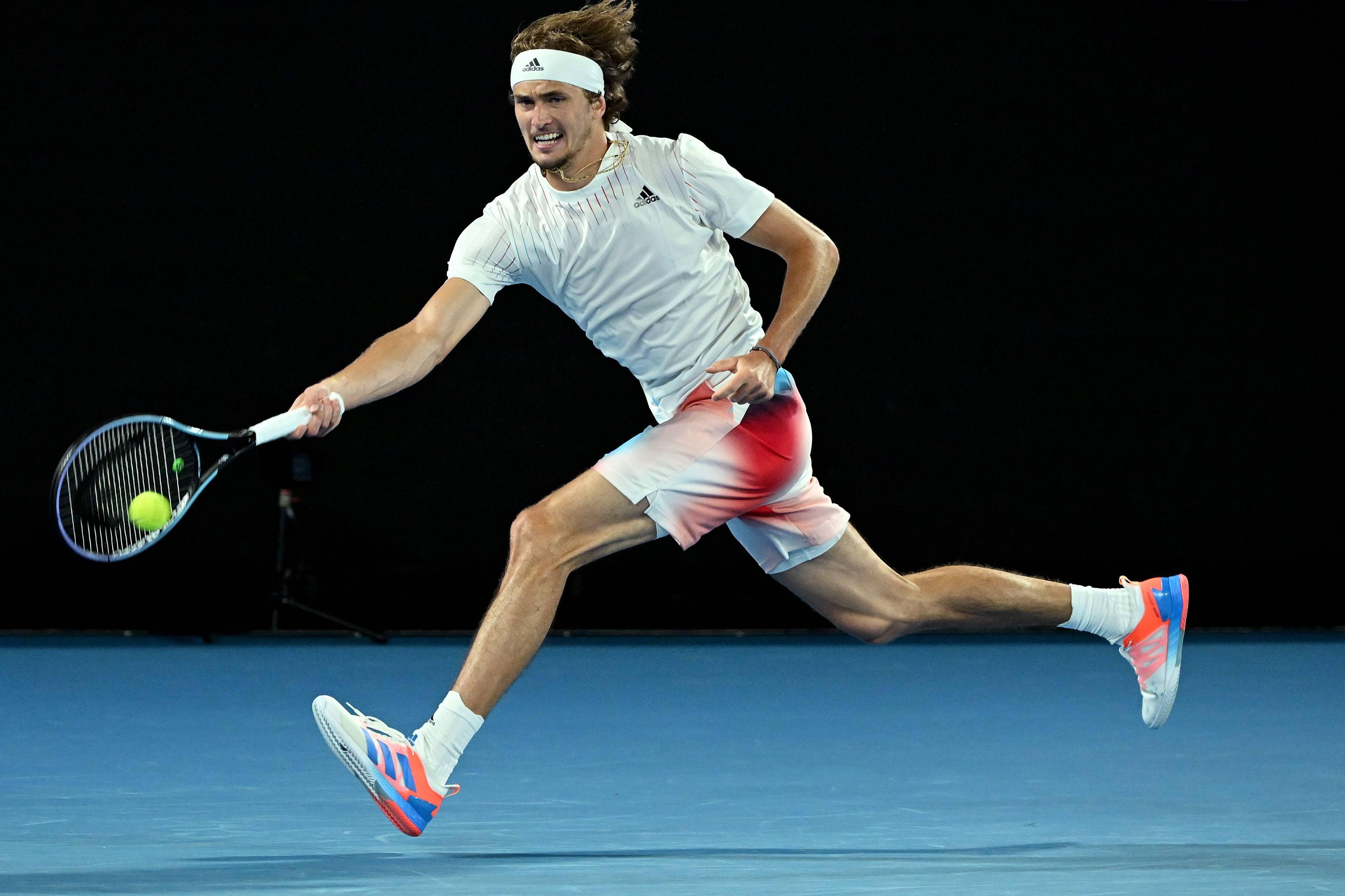 澳网轻取拉沃尔杯,兹维列夫惊艳四座 澳网轻取拉沃尔杯,兹维列夫惊艳四座