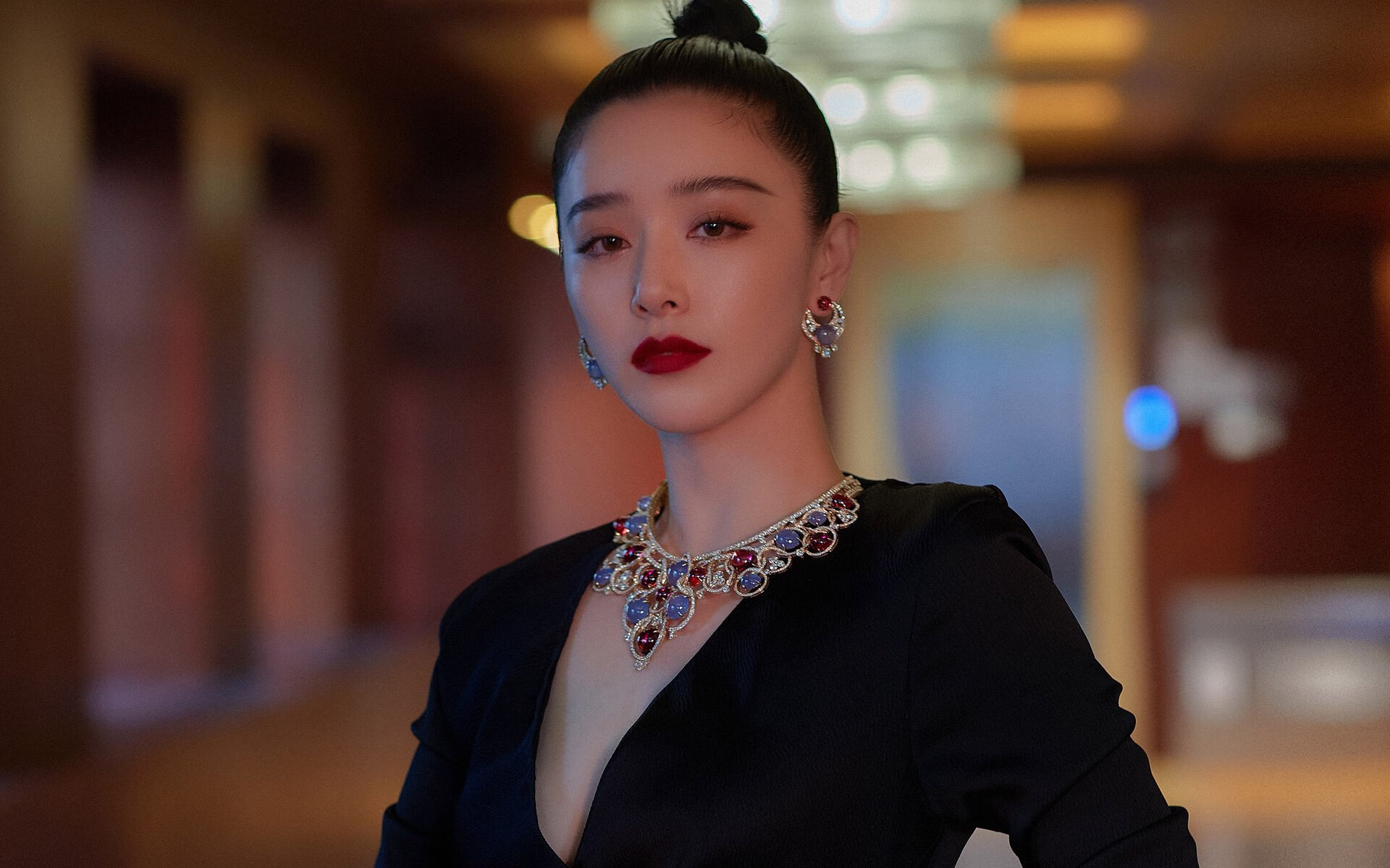 星空下的火焰,当本泽马点燃德甲争冠夜