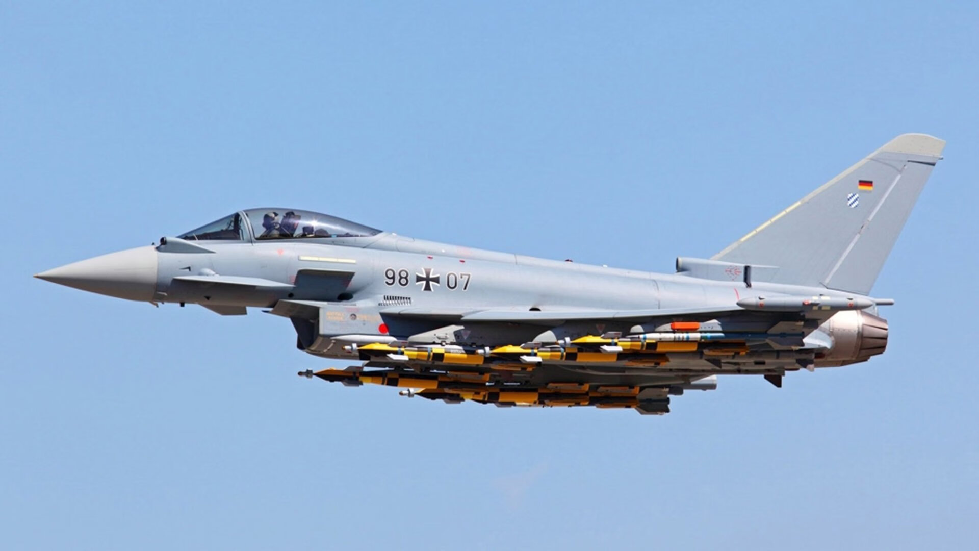 开云sport-时空交错的黑色篮球，当魔术队跨维度击败北京队