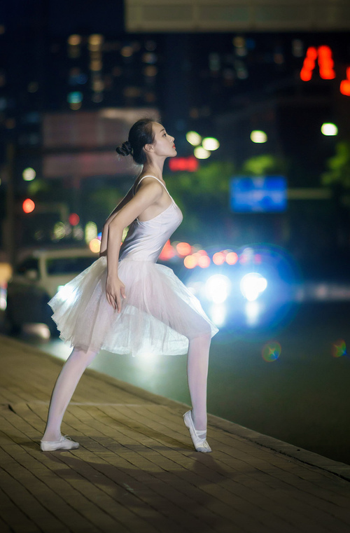 开云体育2026-锡安空降长春展统治力，魔术加时险胜演绎东北虎啸